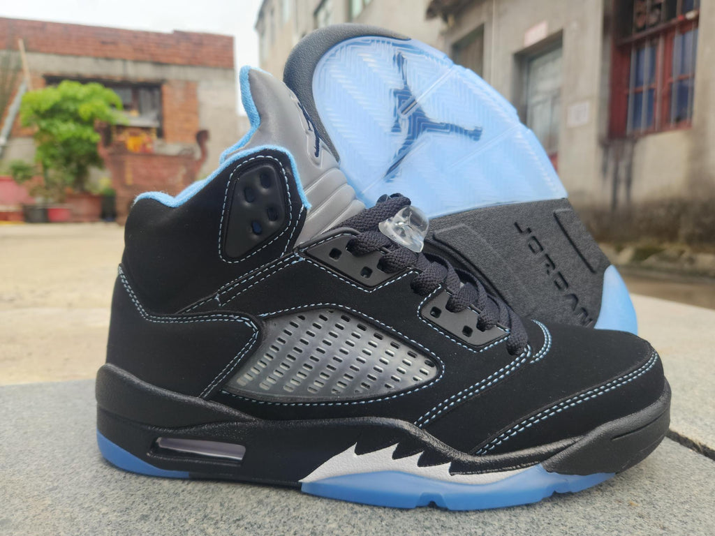 Air Jordan 5 “Black/University Blue”