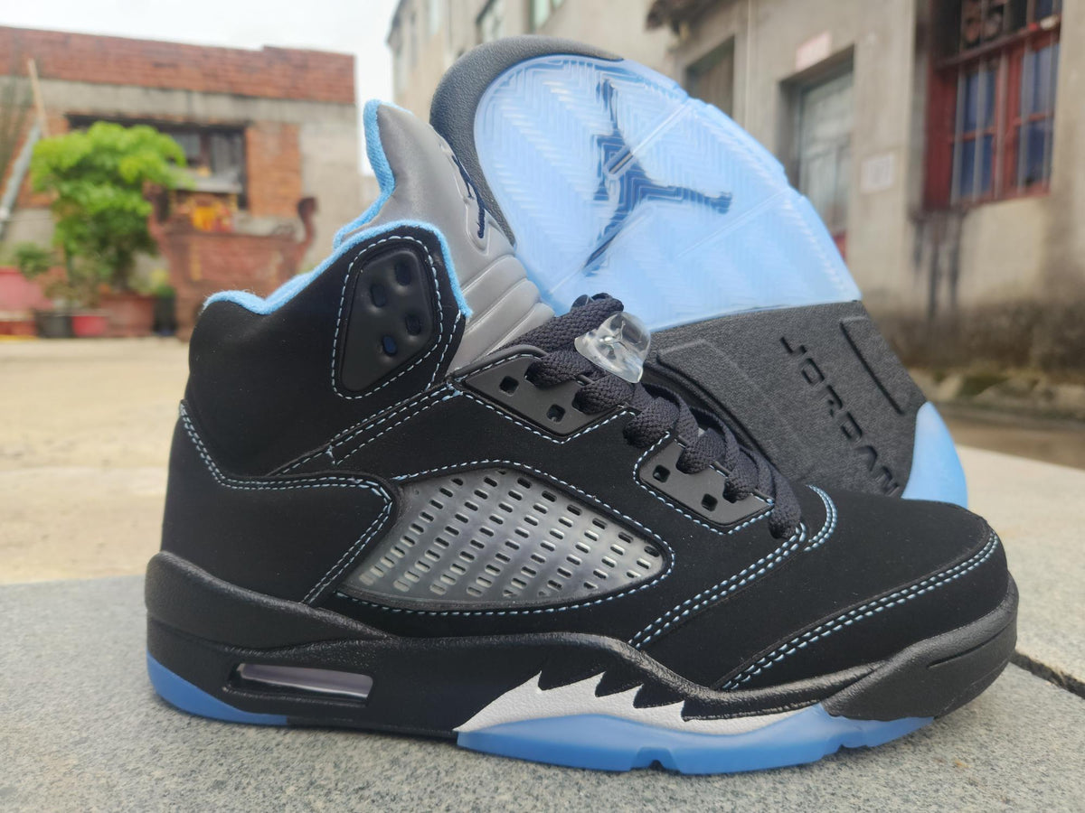 Air Jordan 5 “Black/University Blue”