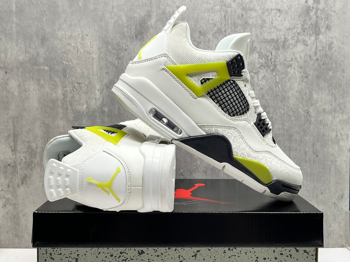 Air Jordan 4 Retro New Colorway