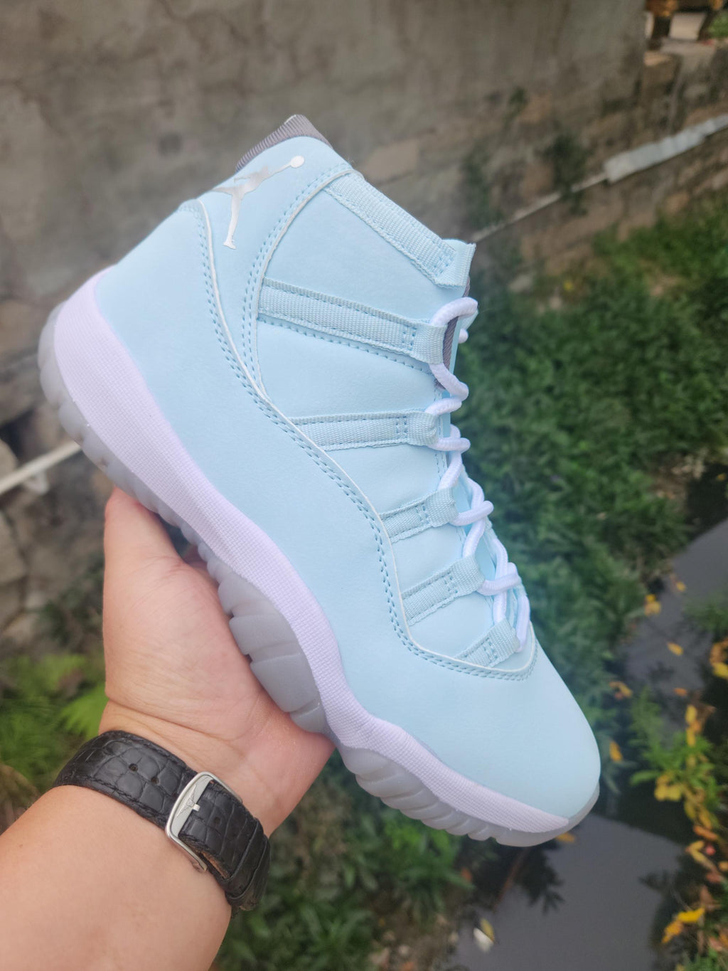 Air Jordan 11 Retro Pale Moon Men's & Women's