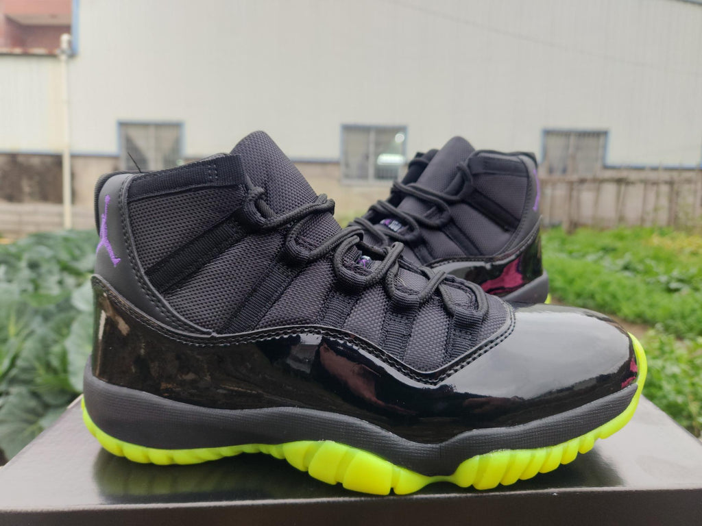 Air Jordan 11 Retro Black-Green