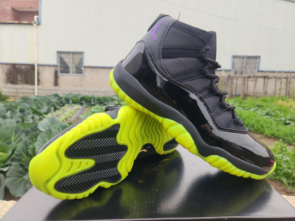Air Jordan 11 Retro Black-Green