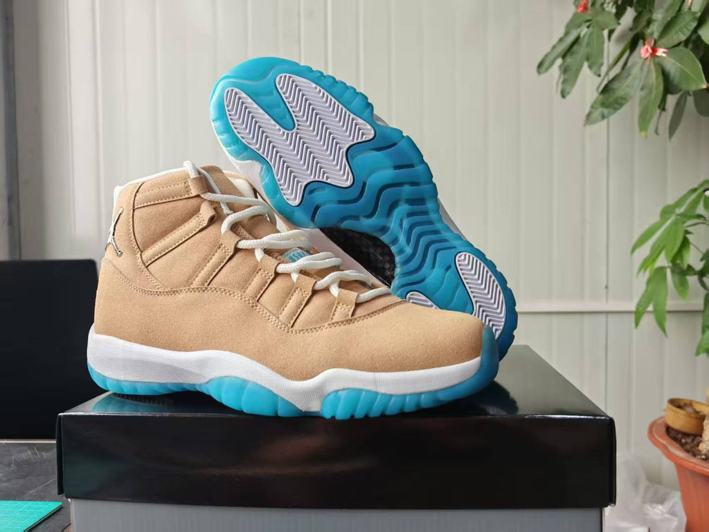 Air Jordan 11 Retro Canvas Metallic Silver Summit White Football Blue
