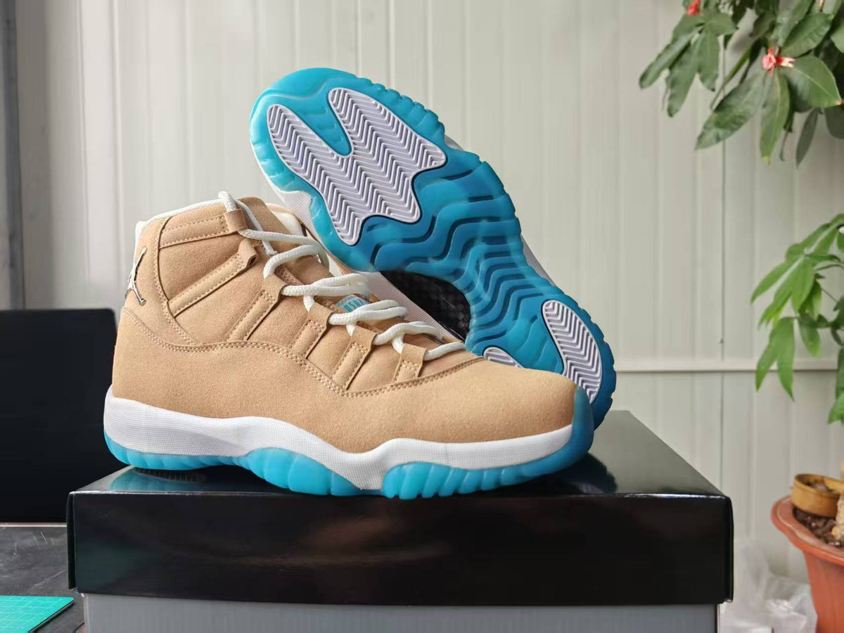 Air Jordan 11 Retro Canvas Metallic Silver Summit White Football Blue