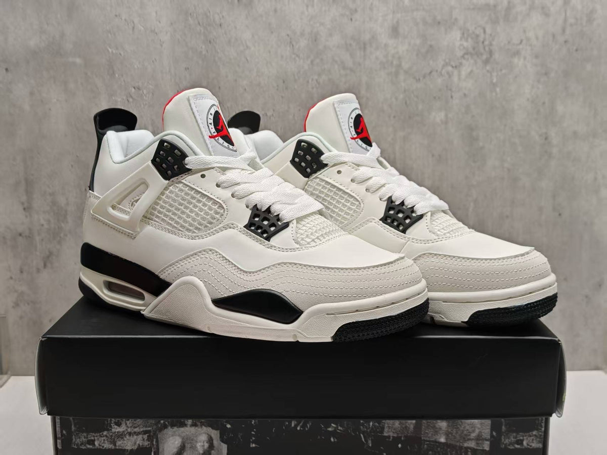 Air Jordan 4 Retro Flight Club Sail University Red Black