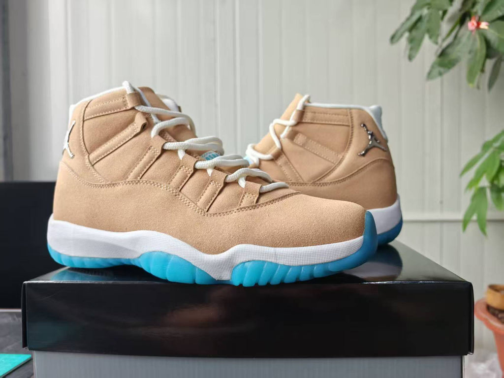 Air Jordan 11 Retro Canvas Metallic Silver Summit White Football Blue