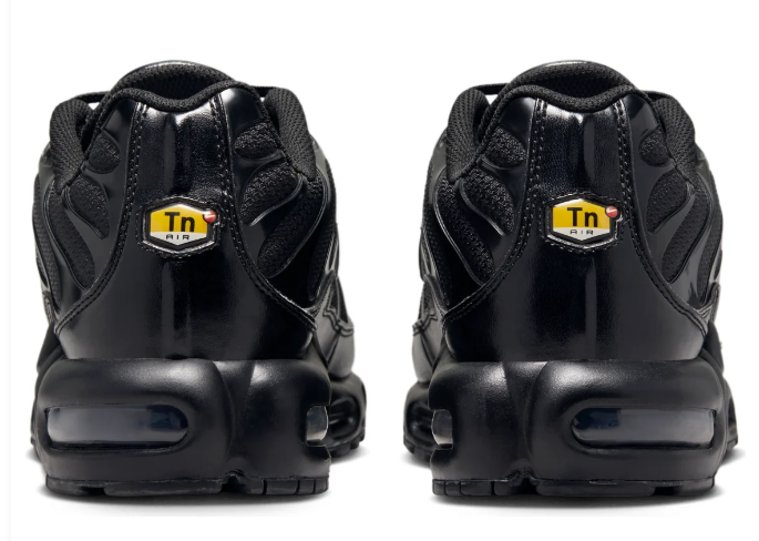 Nike Air Max Plus Triple Black 604133-050 | Stealth TN